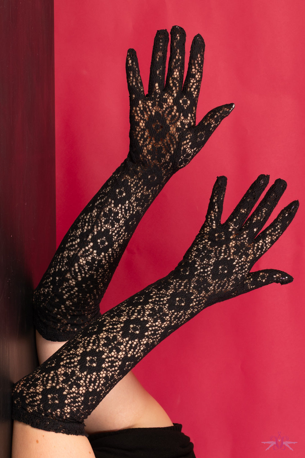 What Katie Did Lace Black Gloves