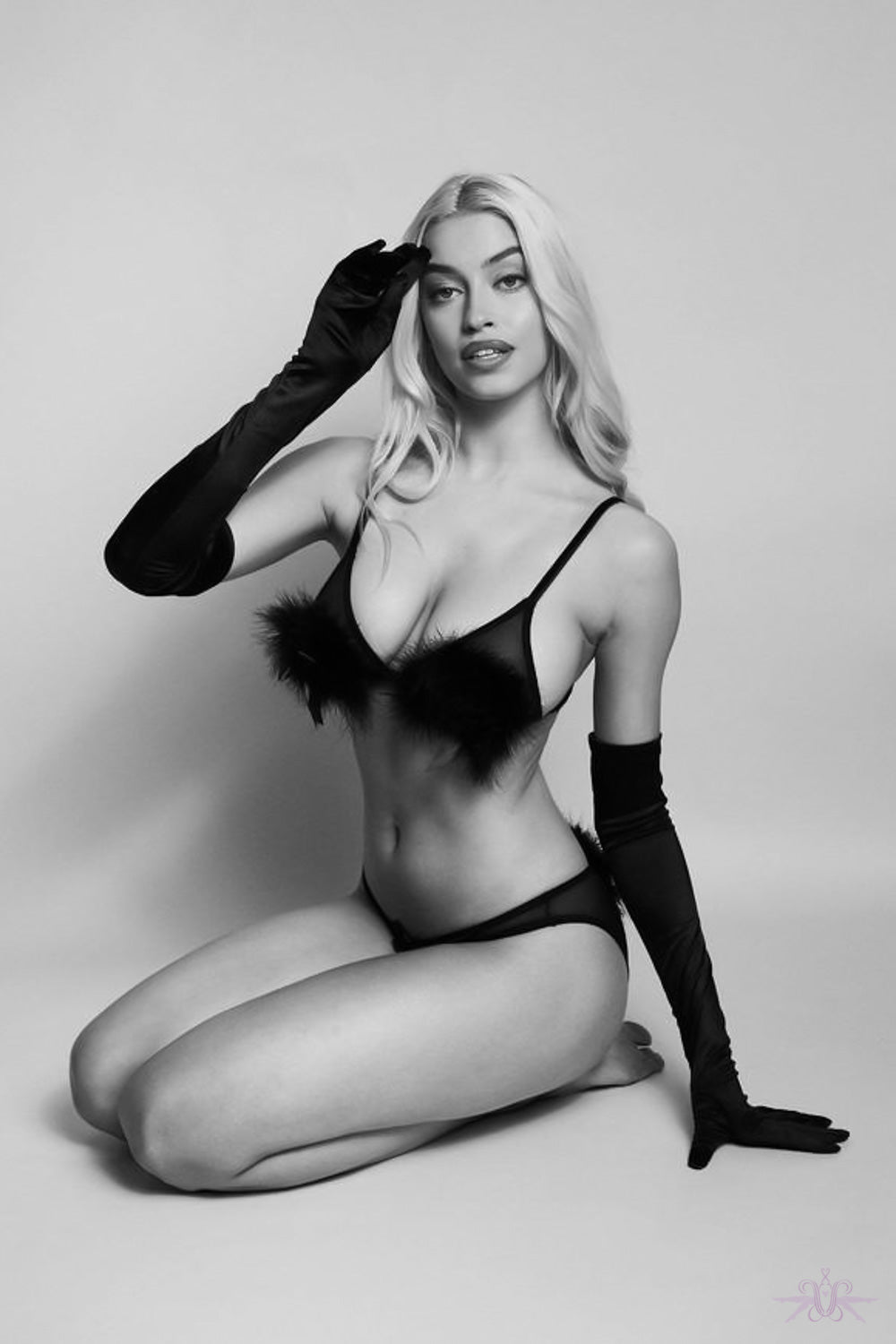 Bettie Page Powder Puff Triangle Bra Black